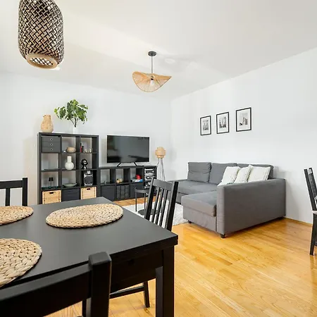 Apartamento Rentplanet - Natolin